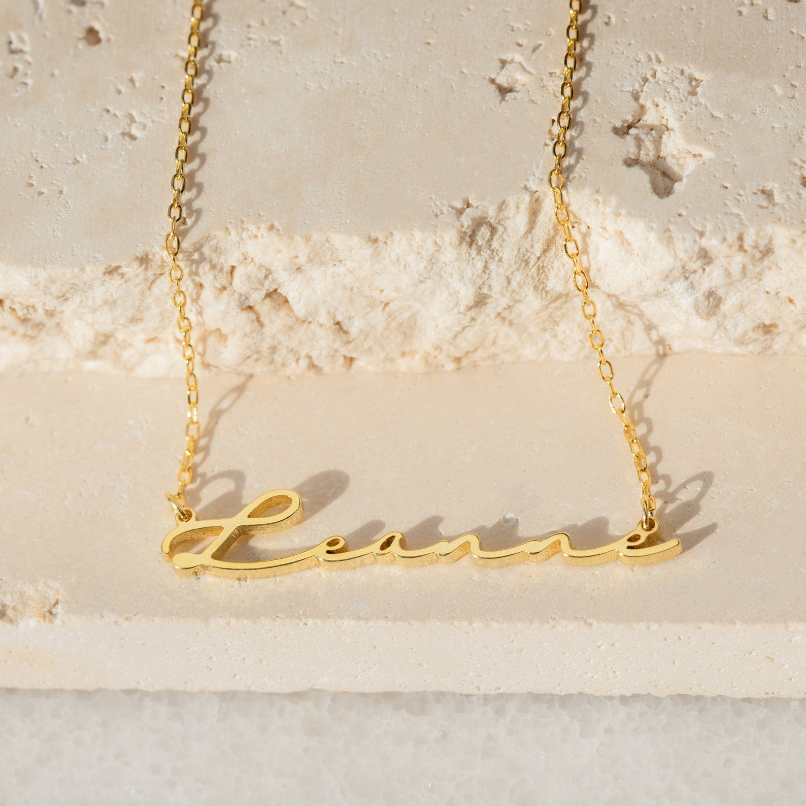 Off-Center Name Necklace: Minimalist Elegance 18K Gold